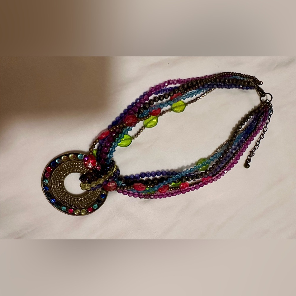 ❤️ Vibrant Multicolor Multistrand Beaded Statement Necklace - Picture 4 of 6